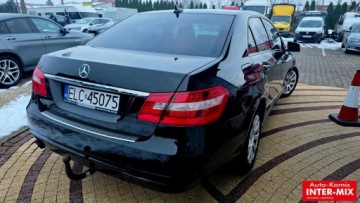 Mercedes Klasa E W212 Limuzyna 200 CGI BlueEFFICIENCY 184KM 2010 Mercedes-Benz Klasa E Zarejestrowany 100 bezwypadkowy 1.8 Benzyna 183KM, zdjęcie 2