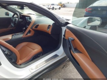 Chevrolet Corvette C7 2016 Chevrolet Corvette Stingray Z51 2016 6.2 Benzyna 460KM, zdjęcie 9