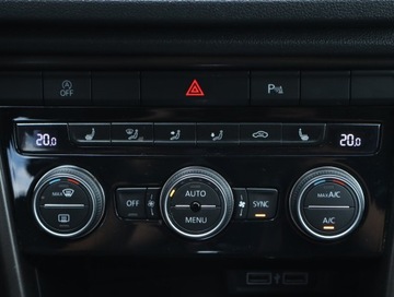 Volkswagen T-Roc I SUV 1.5 TSI ACT 150KM 2019 VW T-Roc 1.5 TSI, Salon Polska, Serwis ASO, zdjęcie 14