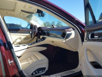 Porsche Panamera II Liftback 3.0 330KM 2018 Porsche Panamera 4 2018 3.0l 3.0 Benzyna 330KM, zdjęcie 9