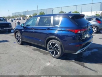 Mitsubishi Outlander III 2024 Mitsubishi Outlander 2024 MITSUBISHI OUTLANDER PHEV SE S-AWC 2.4 Hybryda, zdjęcie 3