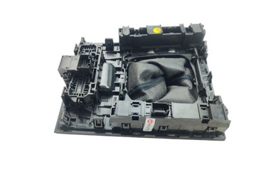 MĚCH HLAVICE ŘAZENÍ RÁMEČEK TUNELU SKODA SUPERB III 3V1863212 6