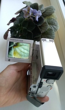 Видеокамера JVC GR-DVXE - miniDV, красивый антиквариат, брак.
