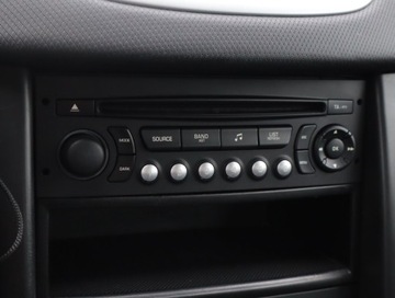 Peugeot 207 Hatchback 5d 1.4 VTi 95KM 2010 Peugeot 207 1.4 VTi, Klima, zdjęcie 11