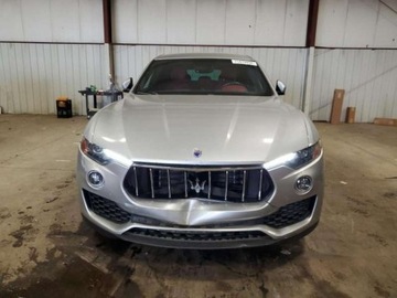 Maserati Levante 2018 Maserati Levante 2018, 3.0L, 4x4, od ubezpieczalni 3.0 Benzyna 345KM, zdjęcie 1