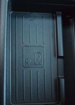 Audi A4 B9 Avant 2.0 40 TDI 190KM 2019 Audi A4 Avant 2.0 TDI 190PS Quattro S-tronic Webasto FuulLedy Matrix Lopat, zdjęcie 34