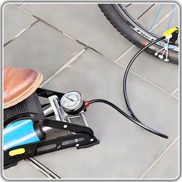 МОЩНЫЙ ДВУХПОРШНЕВОЙ АВТОМОБИЛЬНО-ВЕЛОСИПЕДНЫЙ НОЖНОЙ НАСОС С МАНОМЕТРОМ