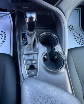 Toyota Camry IX Sedan 2.5 Hybrid Dynamic Force 218KM 2021 Toyota Camry salon Polska, FV-VAT 23, serwis ASO, Gwarancja 2.5 Hybryda, zdjęcie 12