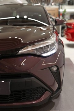 Toyota C-HR I Crossover Facelifting 1.8 Hybrid 122KM 2023 Toyota C-HR 1.8 Hybrid Style 1.8 Hybryda 122KM, zdjęcie 10