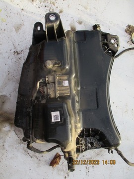 LEON III 5F 2016-2020 r 2.0 TDI -ZBIORNIK ADBLUE 5Q0131877F