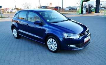 Volkswagen Polo V Hatchback 5d 1.4 85KM 2010 Volkswagen Polo 1.4 MPI TEAM Bezwypadek Klimatyzacja, Podgrzewane fotele, zdjęcie 1