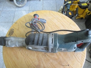 Долбильный молоток Metabo MHE 96 с держателем SDS-max