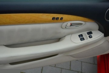 Lexus SC II 430 286KM 2002 Lexus SC 430 4.3 benzyna 285KM 2002r, zdjęcie 13