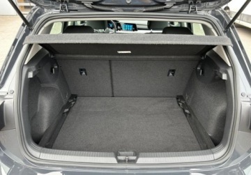 Volkswagen Golf VIII Hatchback 1.0 TSI 110KM 2021 Volkswagen Golf Basic Pakiet Comfort, FV 23, ACC, Czujniki parkowania, Di, zdjęcie 9