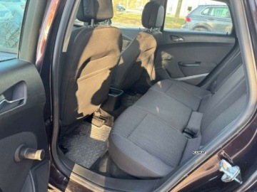 Opel Astra J GTC 1.4 Turbo ECOTEC 140KM 2015 Opel Astra Opel Astra 1,4 Benzyna Automat Klimatyzacja Zamiana 1.4 Benzyna, zdjęcie 15