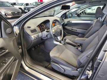 Opel Astra J Hatchback 5d 1.6 Twinport ECOTEC 115KM 2009 Opel Astra H 1.6 H, benzyna 116 KM, Panorama, Klima, zdjęcie 4