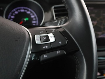 Volkswagen Golf Sportsvan Sportsvan Facelifting 1.5 TSI ACT 150KM 2019 Volkswagen Golf Sportsvan Highline automat, zdjęcie 32