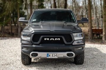  RAM 1500 CREW CAB LIMITED 5,7 CM3 295 KW 2019 ROK (90651 KM)