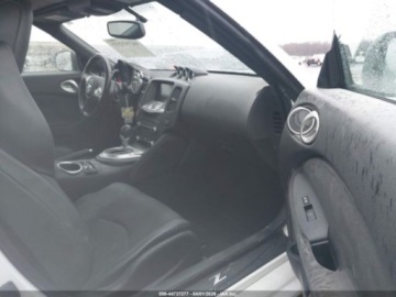 Nissan 370Z 2019 Nissan 370 Z NISSAN 370Z TOURING 3.7 Benzyna 332KM, zdjęcie 7