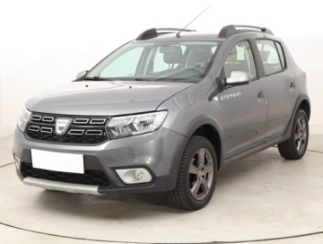 Dacia Logan II Sedan Facelifting 0.9 TCe 90KM 2017 Dacia Sandero 0.9 TCe, Salon Polska, zdjęcie 1