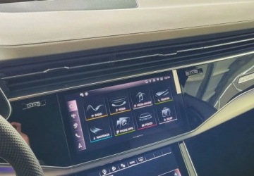 Audi Q8 SUV 3.0 45 TDI 231KM 2024 Audi Q8 Salon Polska Sline zawieszenie pneumatyczne , radary,marix 3.0, zdjęcie 10