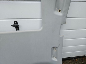 ПОТОЛКА AUDI A7 C7 4G ЛЮК В КРЫШЕ НЕ ЗАКРЫТ.