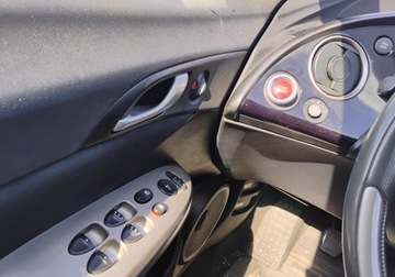 Honda Civic VIII 2008 Honda Civic 2008r, 1.4 Benzyna. Uszkodzony lewy tyl. Jezdzi 1.4 Benzyna, zdjęcie 9