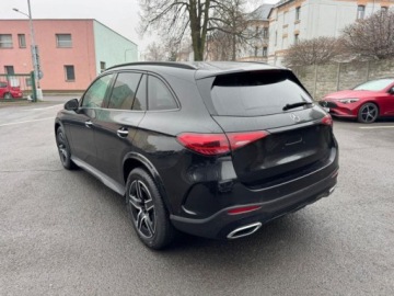 Mercedes GLC C254/X254 SUV 2.0 200d 163KM 2026 MERCEDES-BENZ GLC 200 d 4-Matic AMG Line 2.0 (163KM) 2026, zdjęcie 1