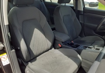 Volkswagen Golf VIII Variant 1.5 eTSI 150KM 2021 Volkswagen Golf STYLE DSG 1.5 TSI 150KM Czujniki Tempomat LED Clima A, zdjęcie 19