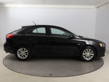 Mitsubishi Lancer IX Sportback Facelifting 1.6 MIVEC 117KM 2015 Mitsubishi Lancer 1.6 MIVEC, Salon Polska, Klima, zdjęcie 5