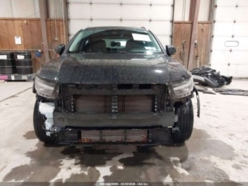 Volvo XC40 Crossover 2.0 T5 247KM 2020 Volvo XC 40 T5 Momentum 2020 2.0 Benzyna 248KM, zdjęcie 7