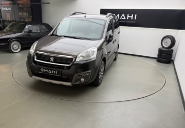 Peugeot Partner II Tepee Facelifting 2015 1.6 BlueHDi 120KM 2017 Peugeot Partner Led Klima MirrorLink Apple CarPlay Raty Zamiana Gwarancja, zdjęcie 3