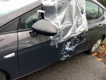 Opel Astra J GTC 1.6 CDTI Ecotec 110KM 2016 Opel Astra 1,6 CDTI 110 koni Oplacony Zapraszam 1.6 Diesel 110KM, zdjęcie 7