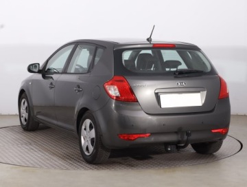 Kia Ceed I Hatchback 1.4 109KM 2009 Kia Ceed 1.4 CVVT, Klima, Tempomat, Parktronic, zdjęcie 3