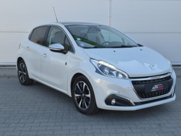 Peugeot 208 I Hatchback 5d Facelifting 1.2 PureTech 110KM 2018 Peugeot 208 1.2i, Perła, Automat, Panorama,, zdjęcie 2