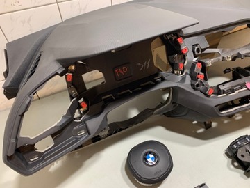 BMW 1 F40 DESKA ROZDĚLOVAČE KONZOLA AIRBAG ULOŽENÍ PÁSY KOMPLET