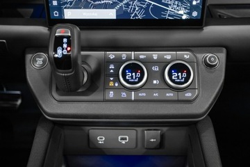 Land Rover Defender IV (L663) 130 5.0  500KM 2023 Land Rover Defender 130 5.0 V8 500KM. Gwarancja!, zdjęcie 30