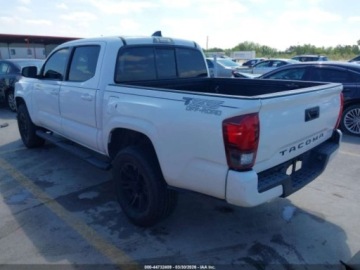 Toyota Tacoma II 2021 Toyota Tacoma TOYOTA TACOMA SR 2.7 Benzyna 159KM, zdjęcie 4