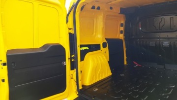 Fiat Doblo III Cargo 1.3 Multijet II 16v 90KM 2016 FIAT DOBLO ciężarowy Klima Navi (MPV) (263_) 1.3 D Multijet, zdjęcie 37