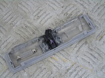 BMW E38 LAMPA POLSTROVÁNÍ STÍNÍTKO