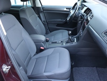 Volkswagen Golf VII Variant Facelifting 1.6 TDI-CR DPF BMT 115KM 2017 VW Golf 1.6 TDI, Salon Polska, Navi, Klima, zdjęcie 8