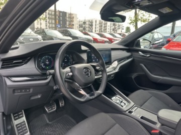 Skoda Octavia IV Liftback 1.5 TSI EVO 150KM 2023 Skoda Octavia Sportline 1.5 eTSI DSG FV23% Salon P, zdjęcie 11