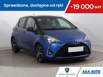 Toyota Yaris III Hatchback 5d Facelifting 2017 1.5 Dual VVT-iE 111KM 2020 Toyota Yaris 1.5 Dual VVT-i, Salon Polska