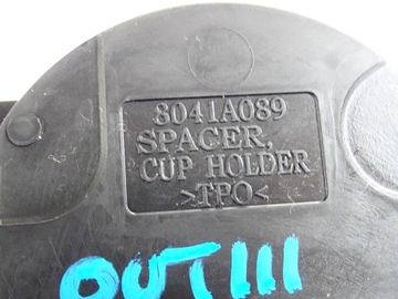 MITSUBISHI OUTLANDER III ВСТАВКА ЦЕНТРАЛЬНЫЙ ТУННЕЛЬНЫЙ ПОДСТАКАННИК 8041A089