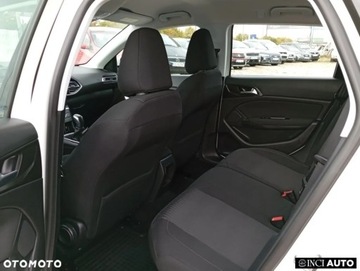 Peugeot 2015 Peugeot 308 Peugeot 308 1.2 PureTech Allure SampS 1.2 Benzyna 110KM, zdjęcie 15