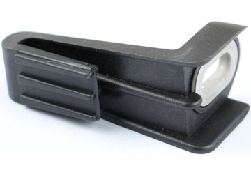 КРОНШТЕЙНЫ УШКИ НАПРАВЛЯЮЩИЕ КРЕПЛЕНИЯ ФАР AUDI A8