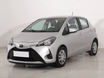Toyota Yaris III 2018 Toyota Yaris 1.0 VVT-i, Salon Polska, zdjęcie 1