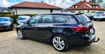 Opel Astra J Sports Tourer 1.4 Turbo ECOTEC 140KM 2011 Opel Astra BENZYNA XENON nawigacja pol skora SUPER okazja 1.4, zdjęcie 20