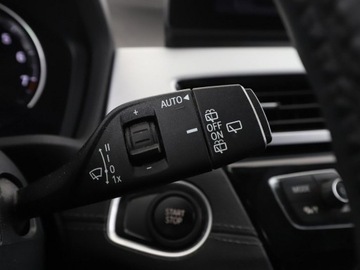 BMW X1 F48 Crossover Plug-In 1.5 25e 220KM 2020 BMW X1 4x4 automat PHEV full LED sportowe fotele, zdjęcie 32