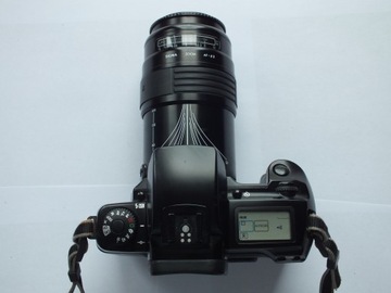 Canon EOS 5 с кварцевым календарем + зум-объектив Sigma AF-B II 55–200 мм 1:4–5,6
